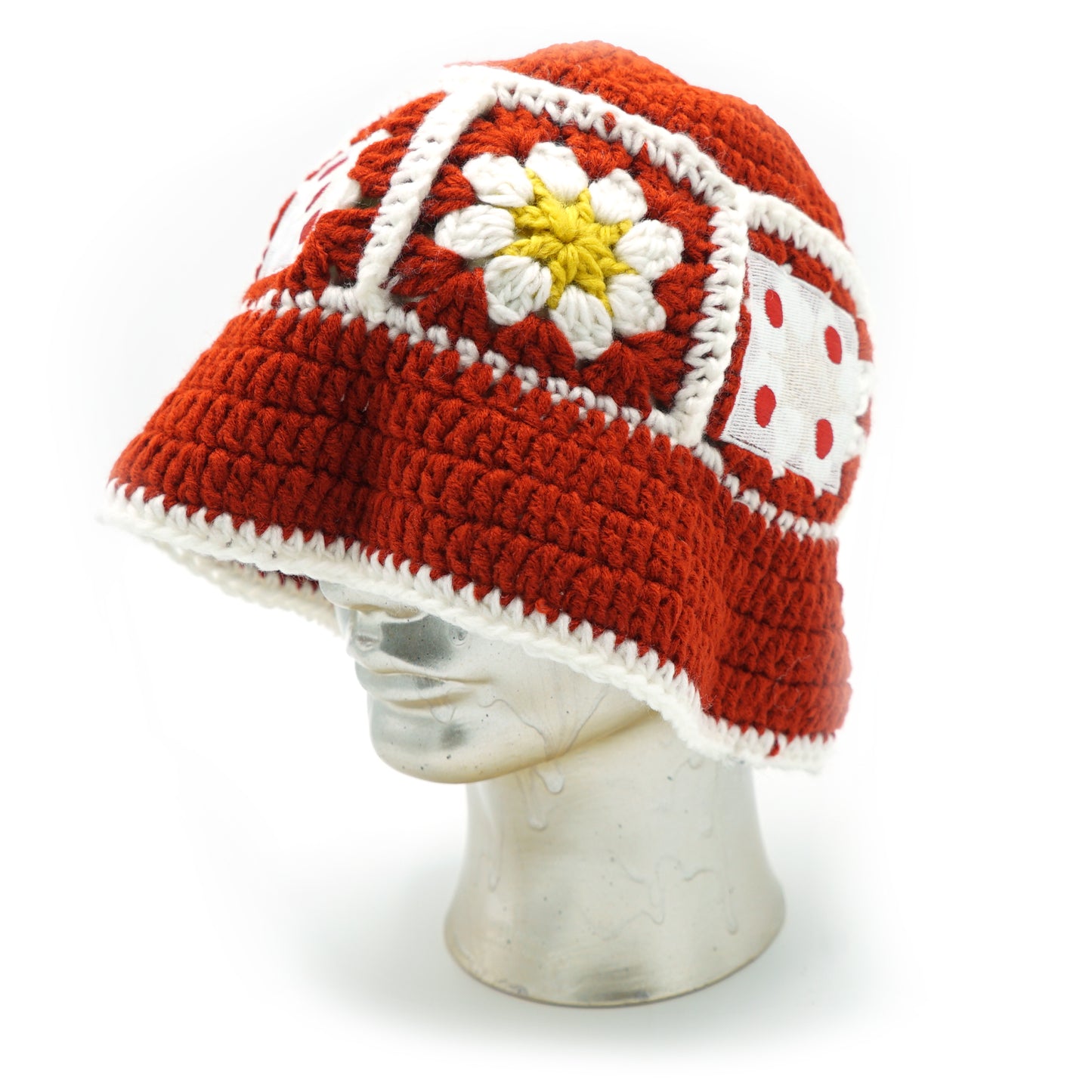 Knitted Dice Bucket Hat (Red)