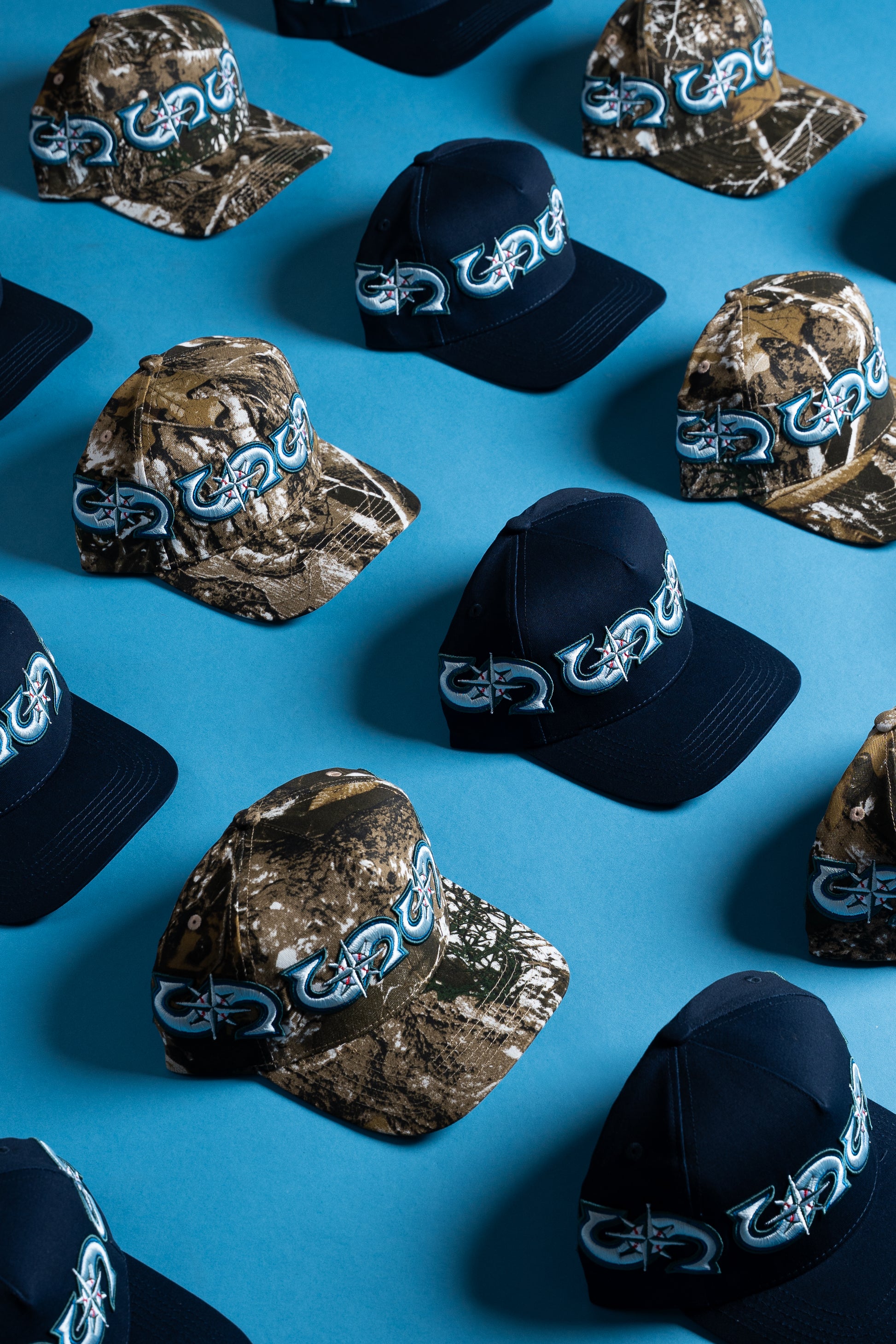 S Crown Hat (Navy)